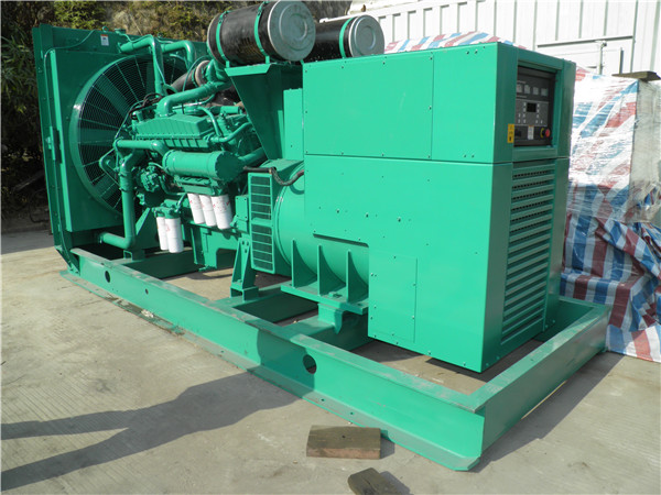 历城发电车出租-柴油发电机组在使用的过程中应该做好哪些防护工作