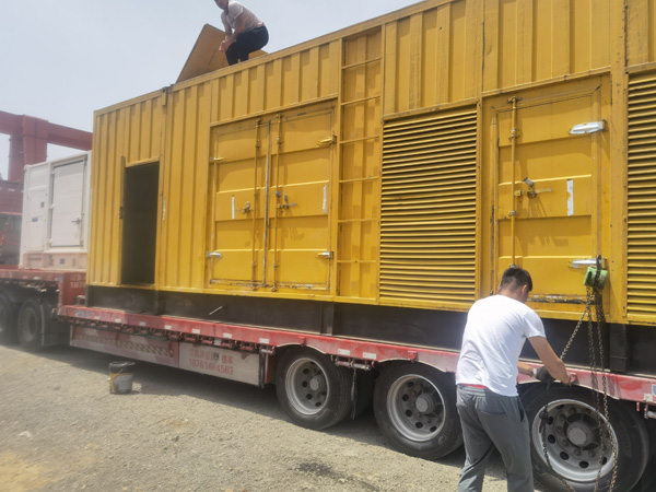 历城发电机出租100KW发电机需要什么规格的电缆线？