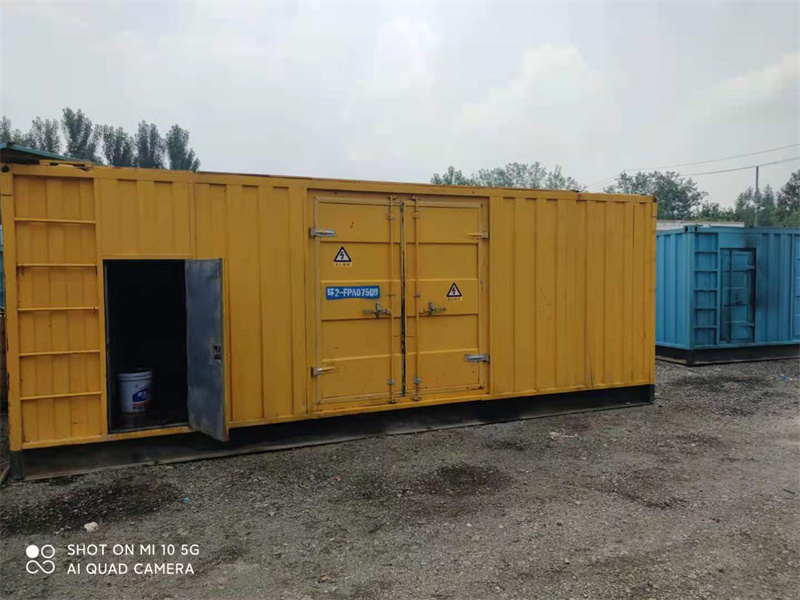 历城200KW柴油发电机组需要配备什么型号的电缆线？
